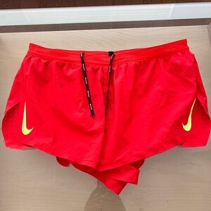 Men’s Nike running short